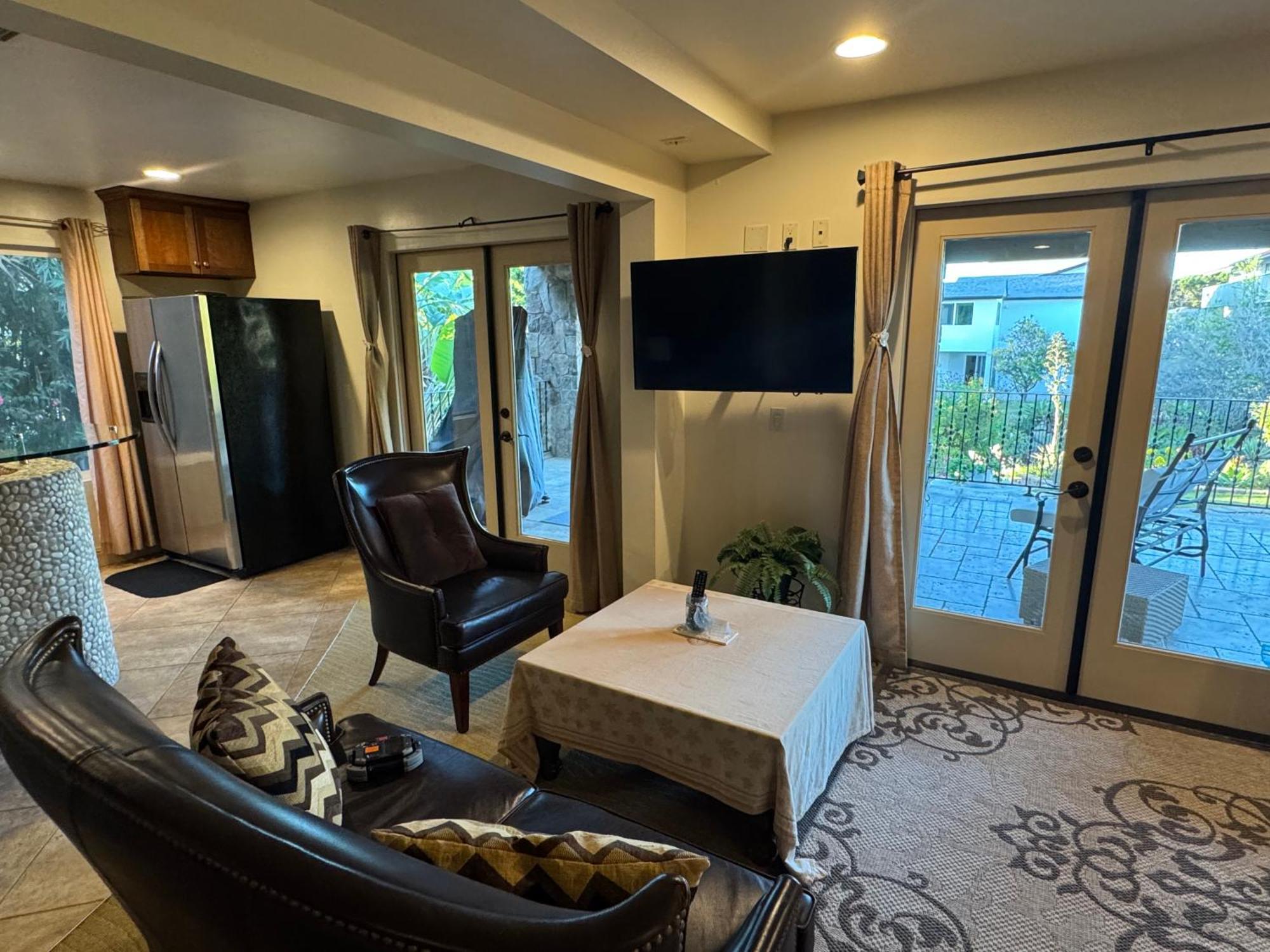 In Coastal Del Mar, California Apartment San Diego