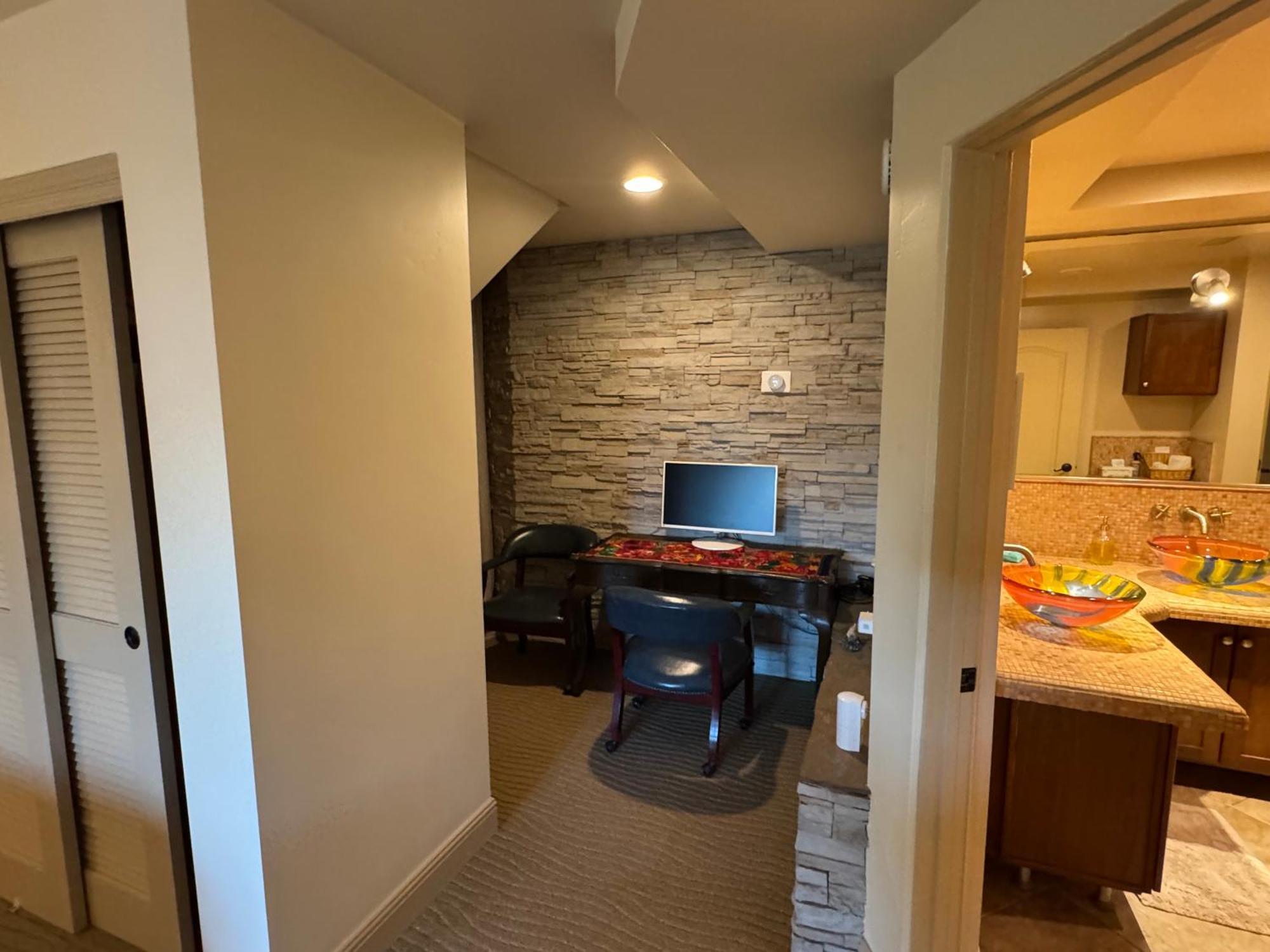 Apartment In Coastal Del Mar, California San Diego