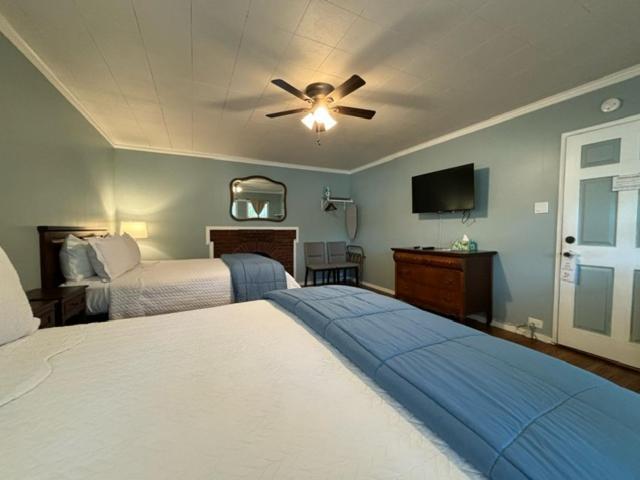 Lodge Cherokee