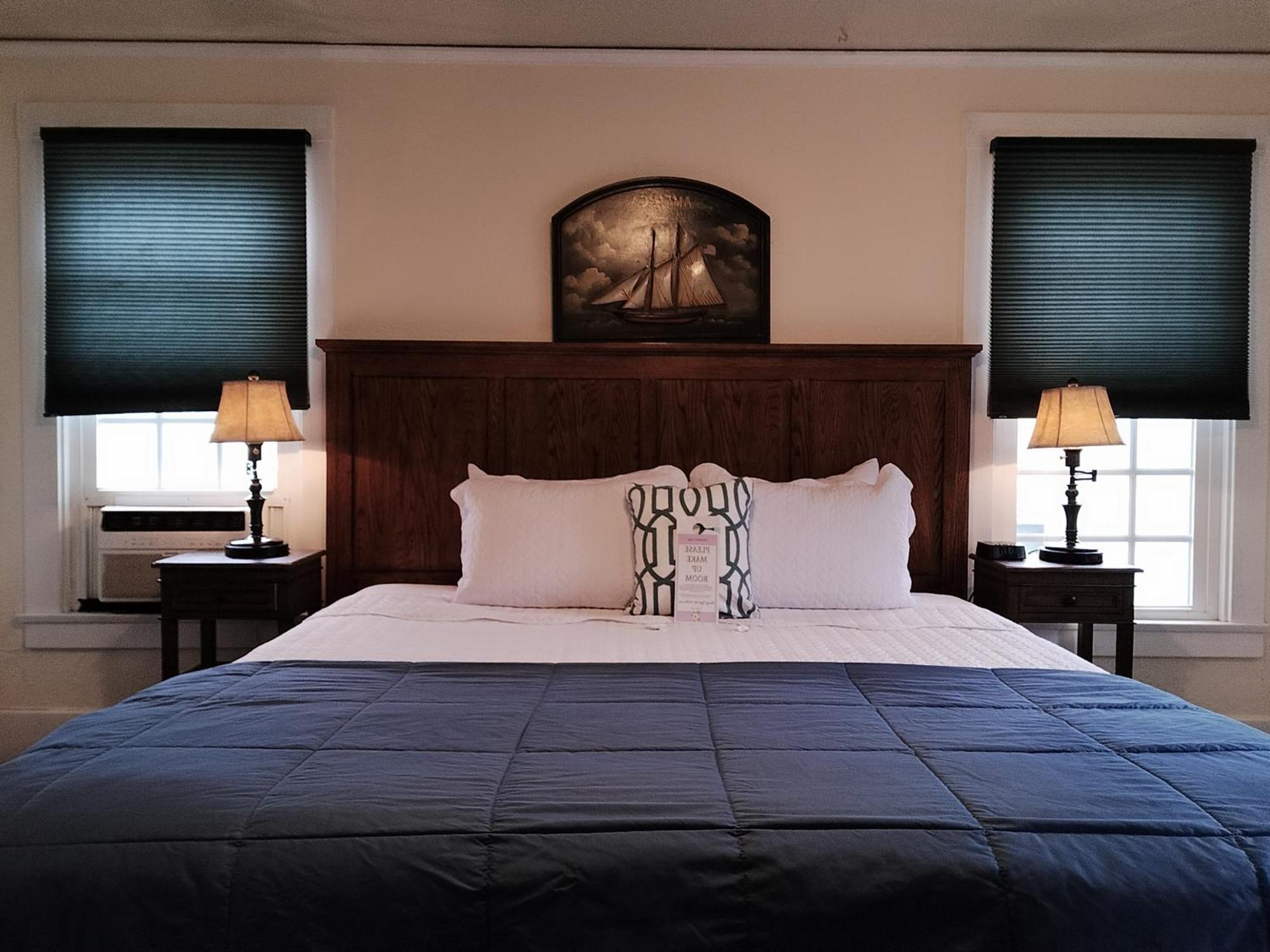 Cherokee Lodge *