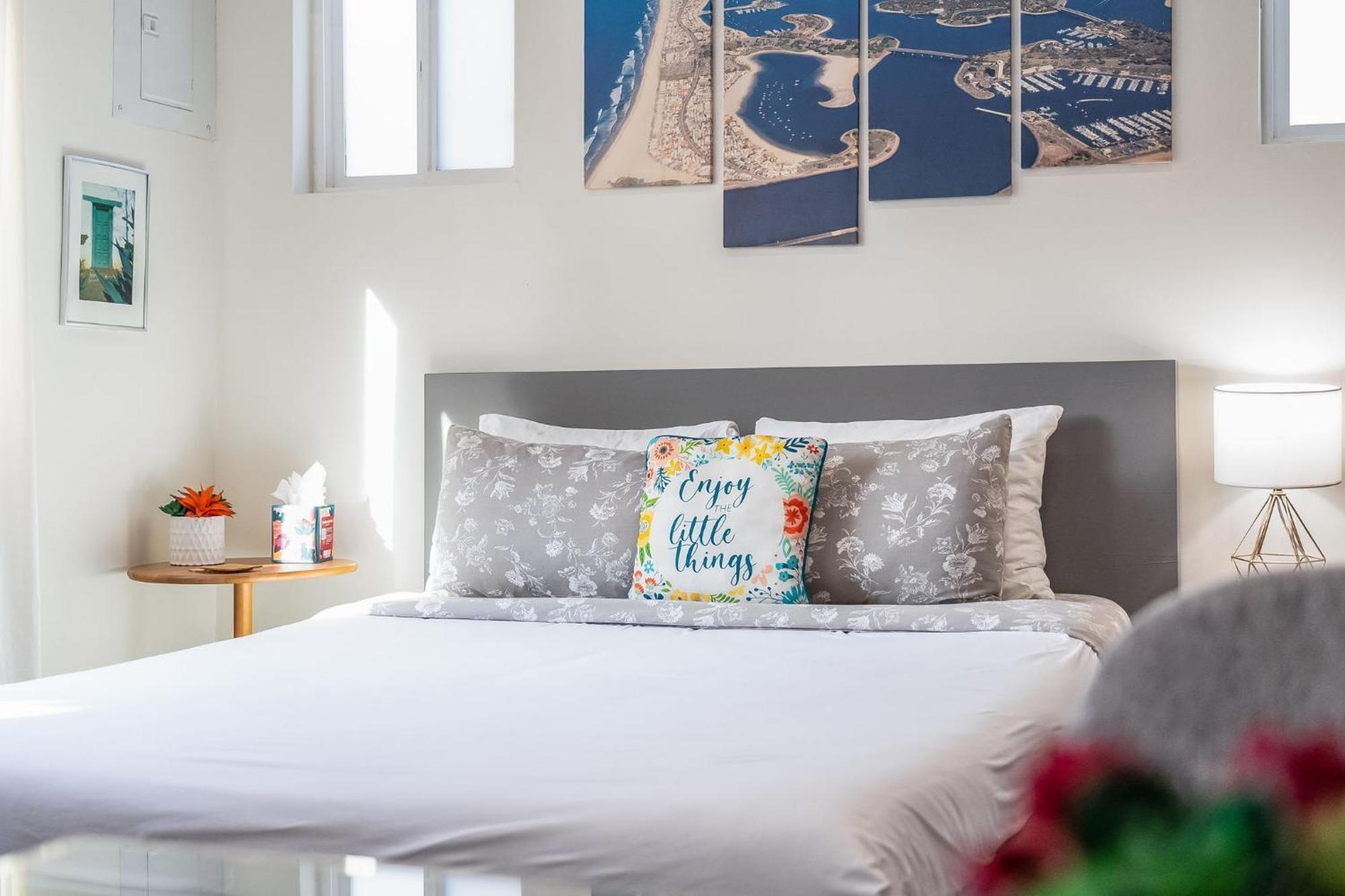 Navigate Laid-back Kensington * San Diego
