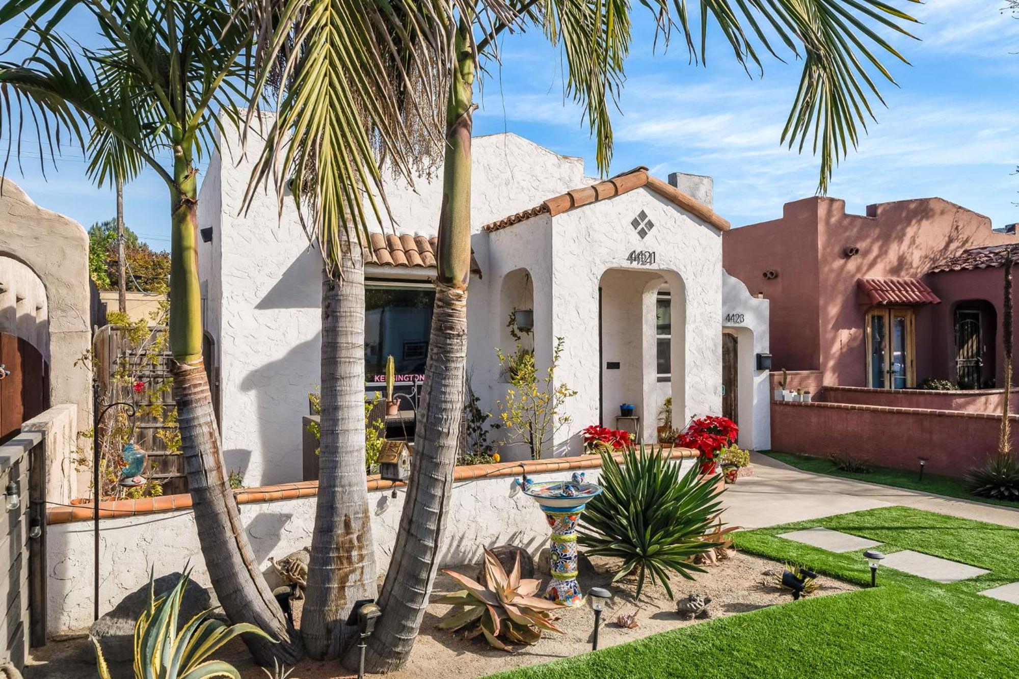 Navigate Laid-back Kensington * San Diego