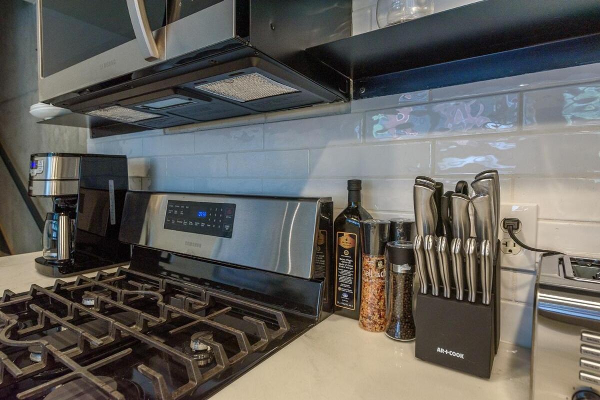 Apartment King Size Luxury Loft Petco-park-downtown Sd San Diego