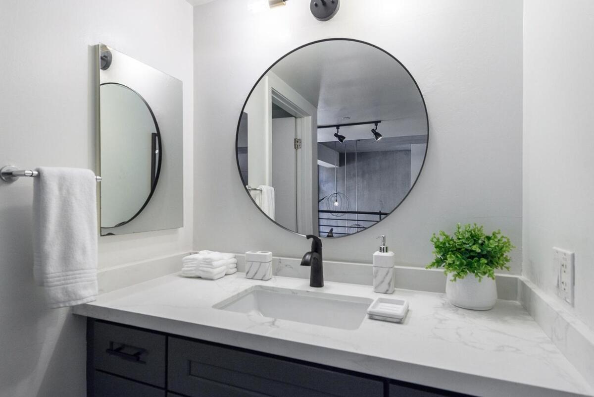 Apartment King Size Luxury Loft Petco-park-downtown Sd