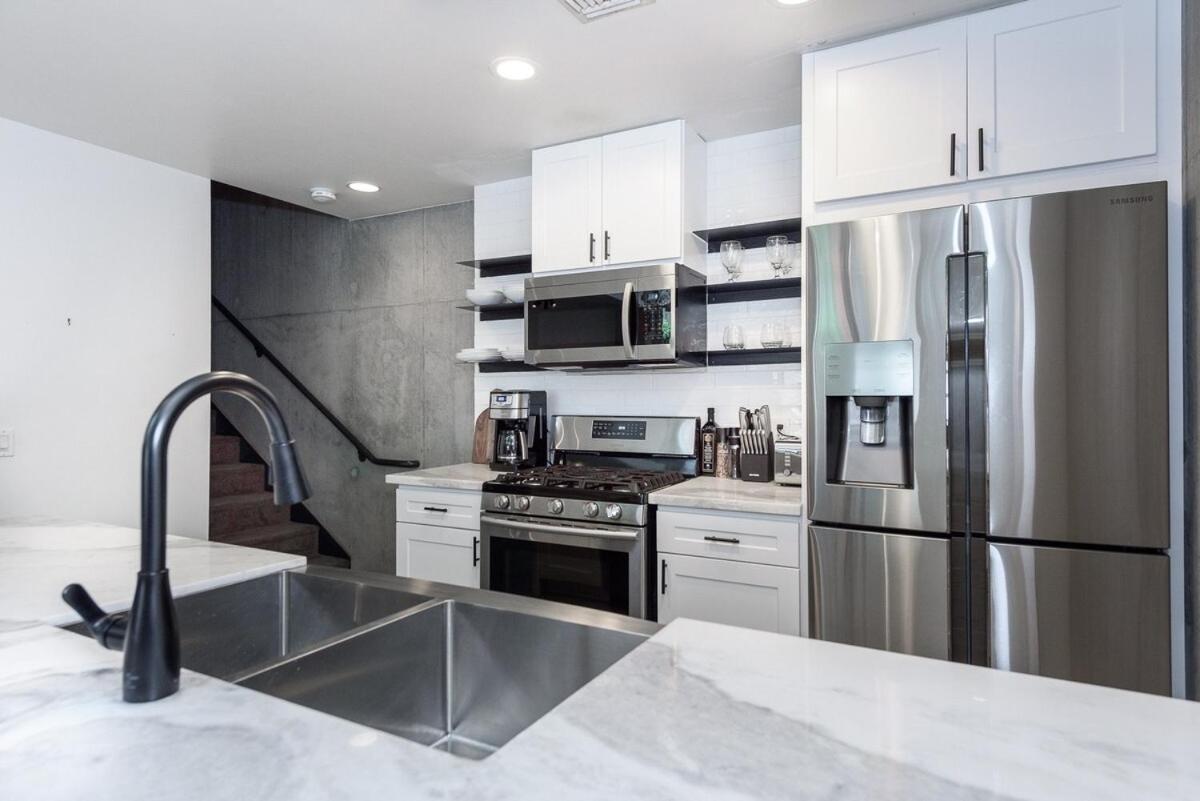 Apartment King Size Luxury Loft Petco-park-downtown Sd San Diego