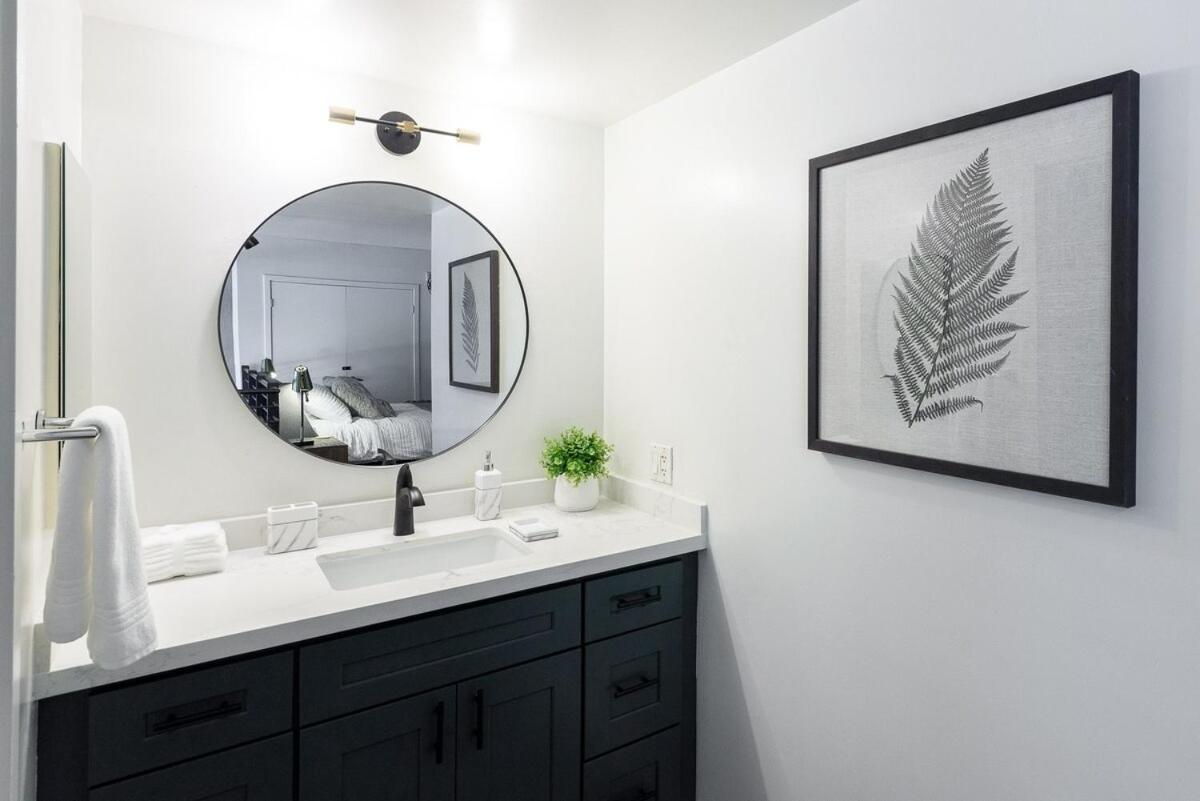 King Size Luxury Loft Petco-park-downtown Sd San Diego