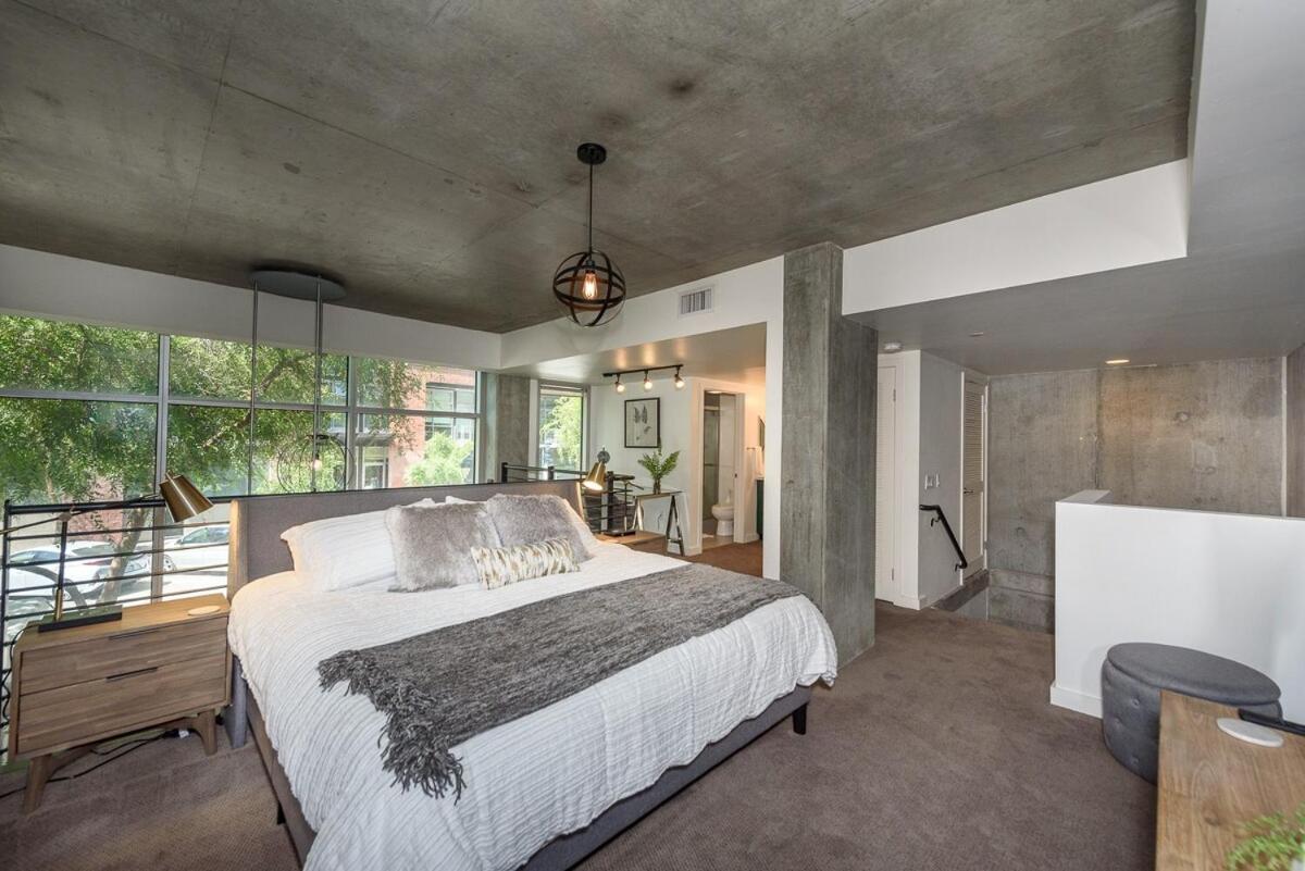 Apartment King Size Luxury Loft Petco-park-downtown Sd *