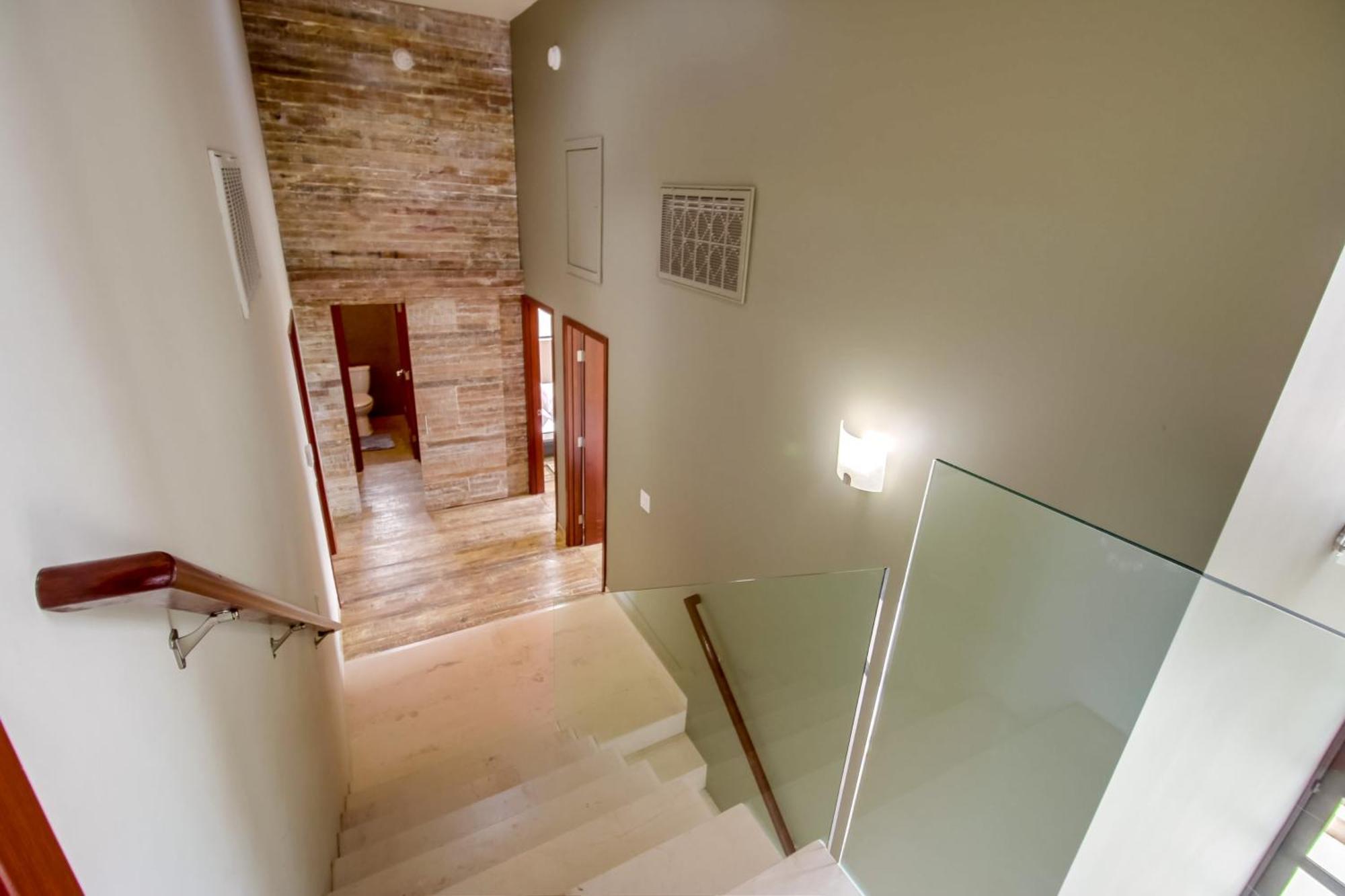C823 - Cornish Estate Holiday home *