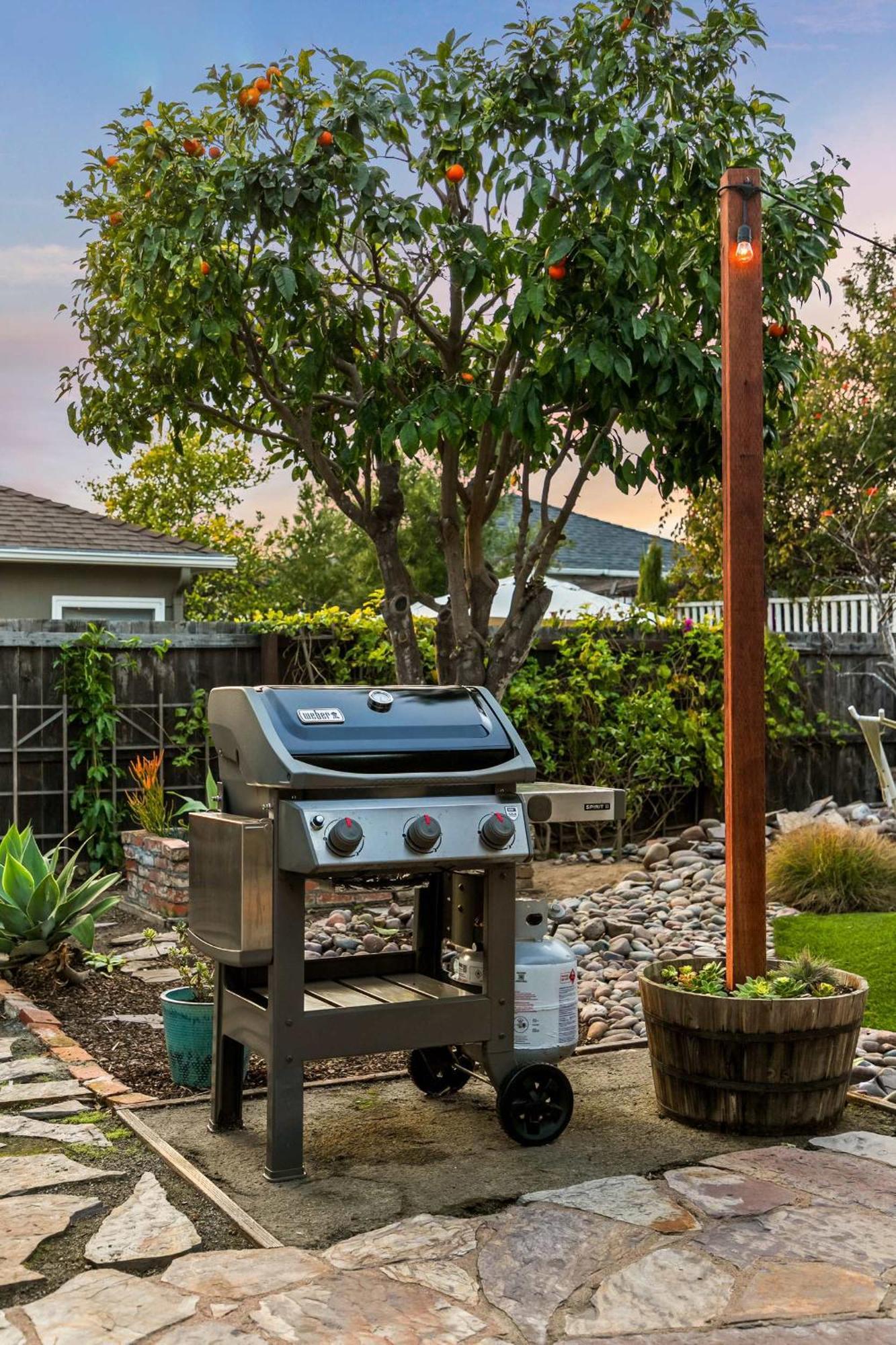 Cozy Coastal Hot Tub & Putting *