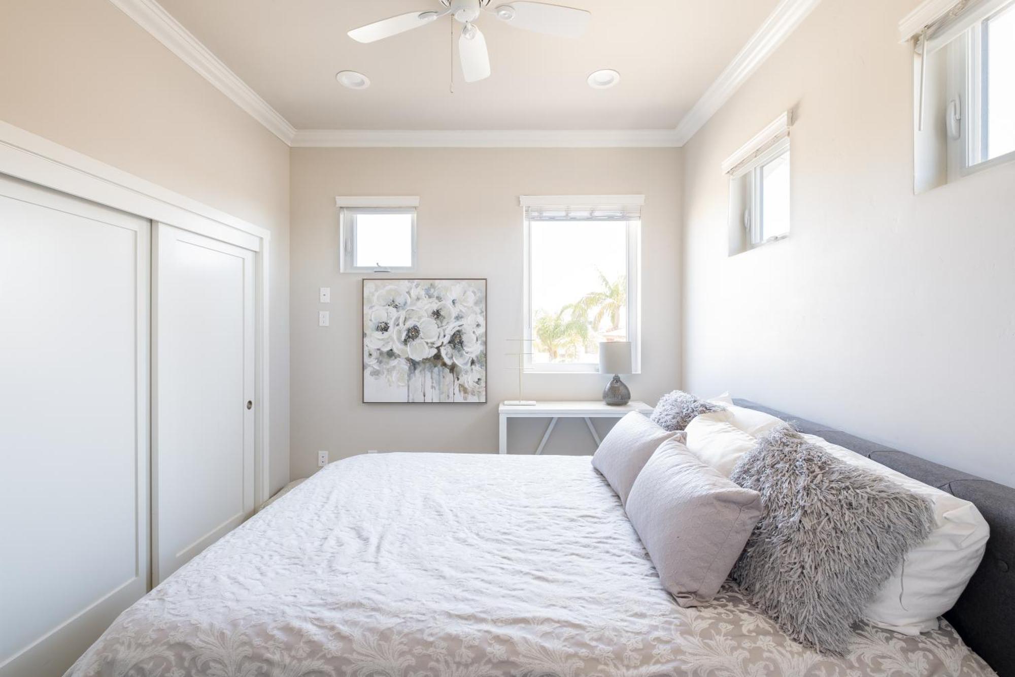 4048 Stylish In Hillcrest Mission Hills *