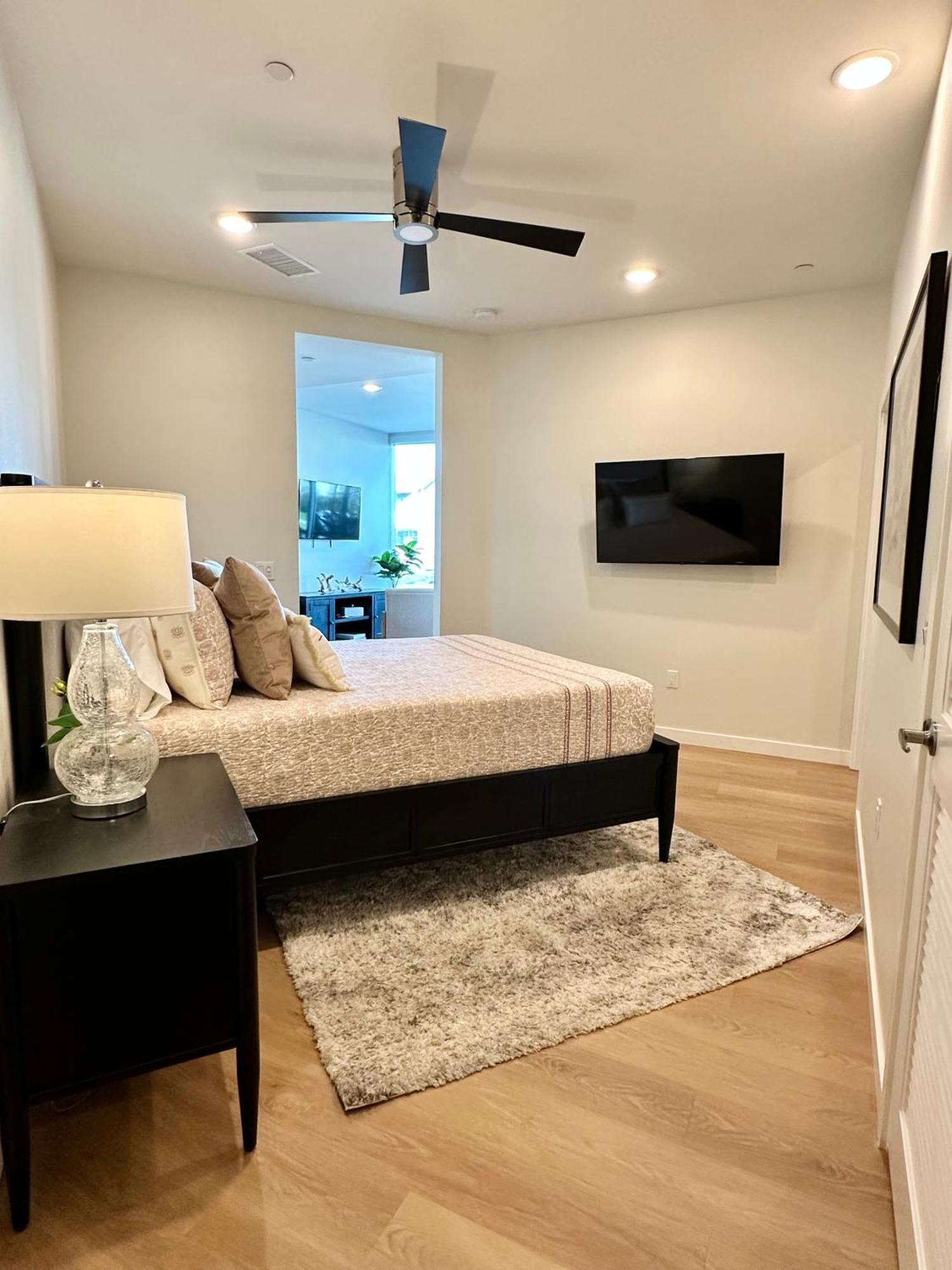 Apartment Nimitz Crossing Luxury Residences *