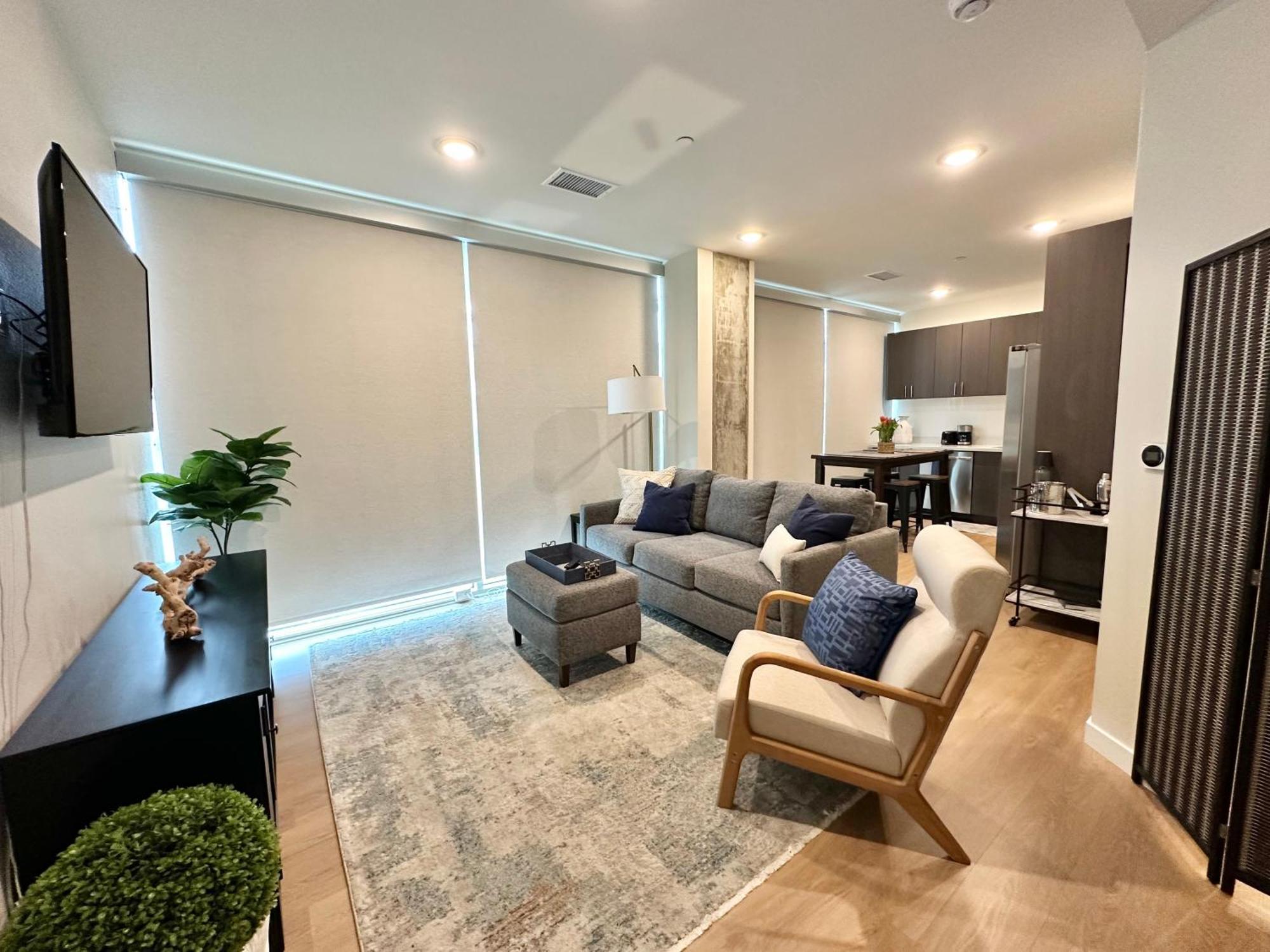Apartment Nimitz Crossing Luxury Residences *