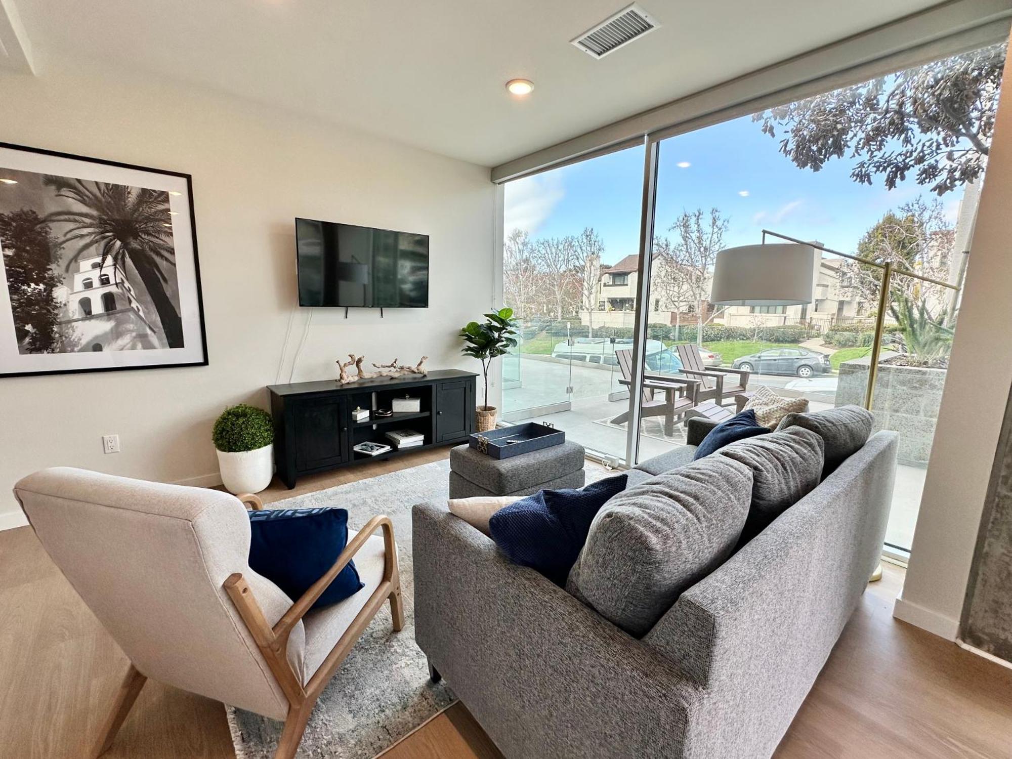 Nimitz Crossing Luxury Residences