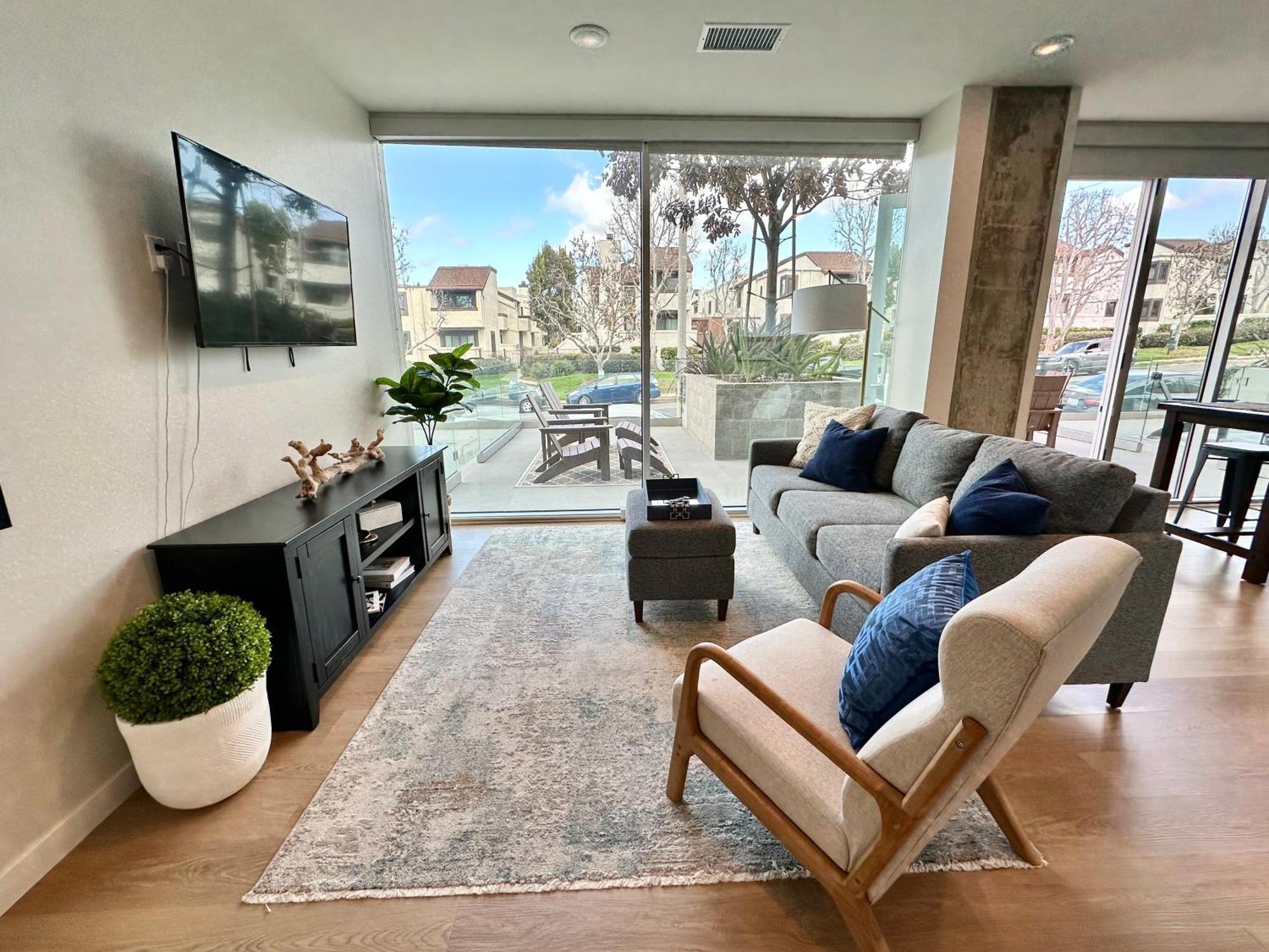 Nimitz Crossing Luxury Residences San Diego