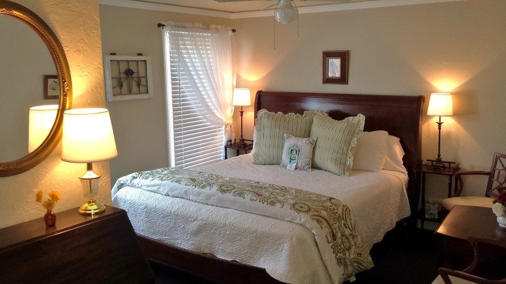 Lodge Cherokee San Diego