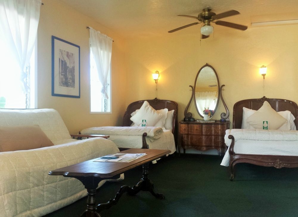 Cherokee Lodge San Diego
