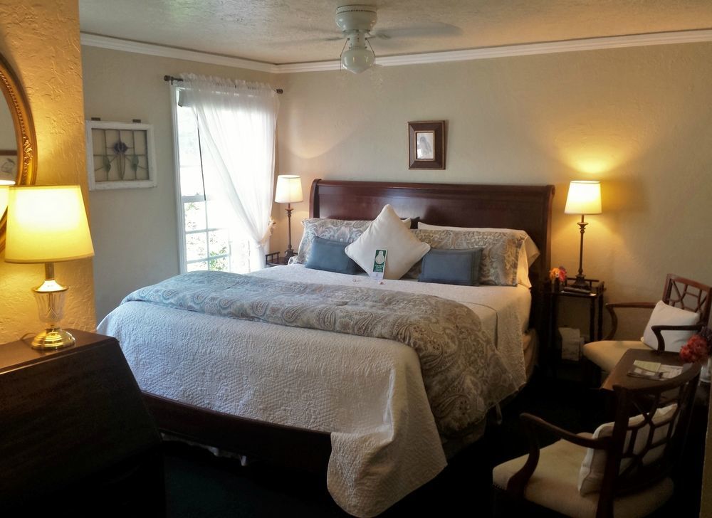 Cherokee Lodge