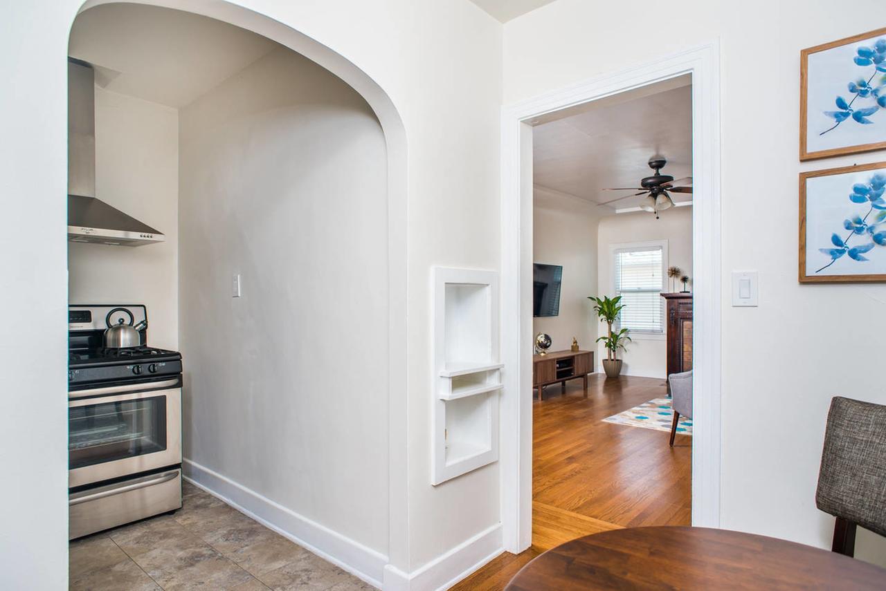 Hillcrest Two-bedroom Aparthotel *