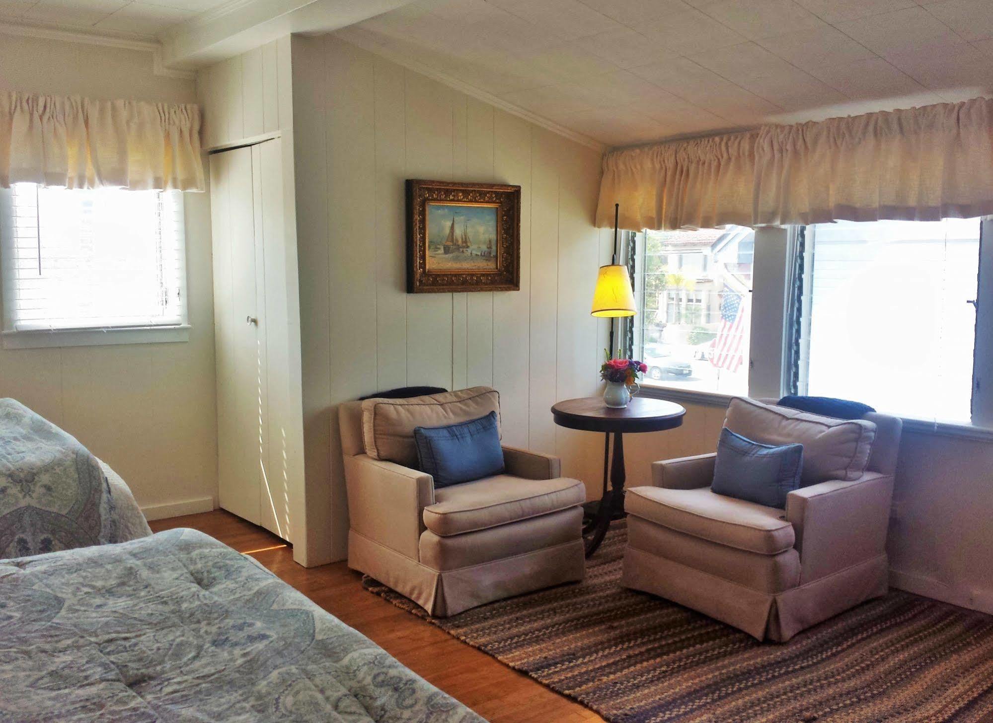 Cherokee Lodge