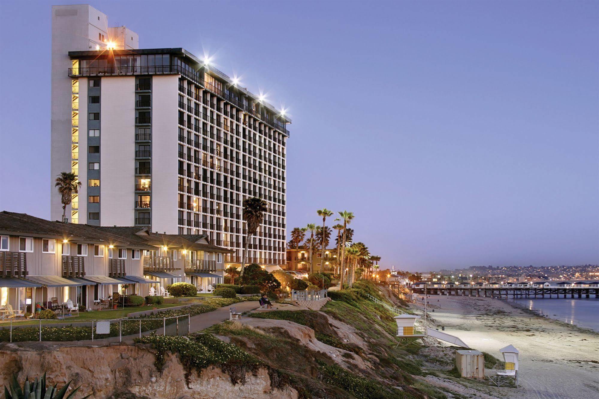 Capri By The Sea By Seasons San Diego