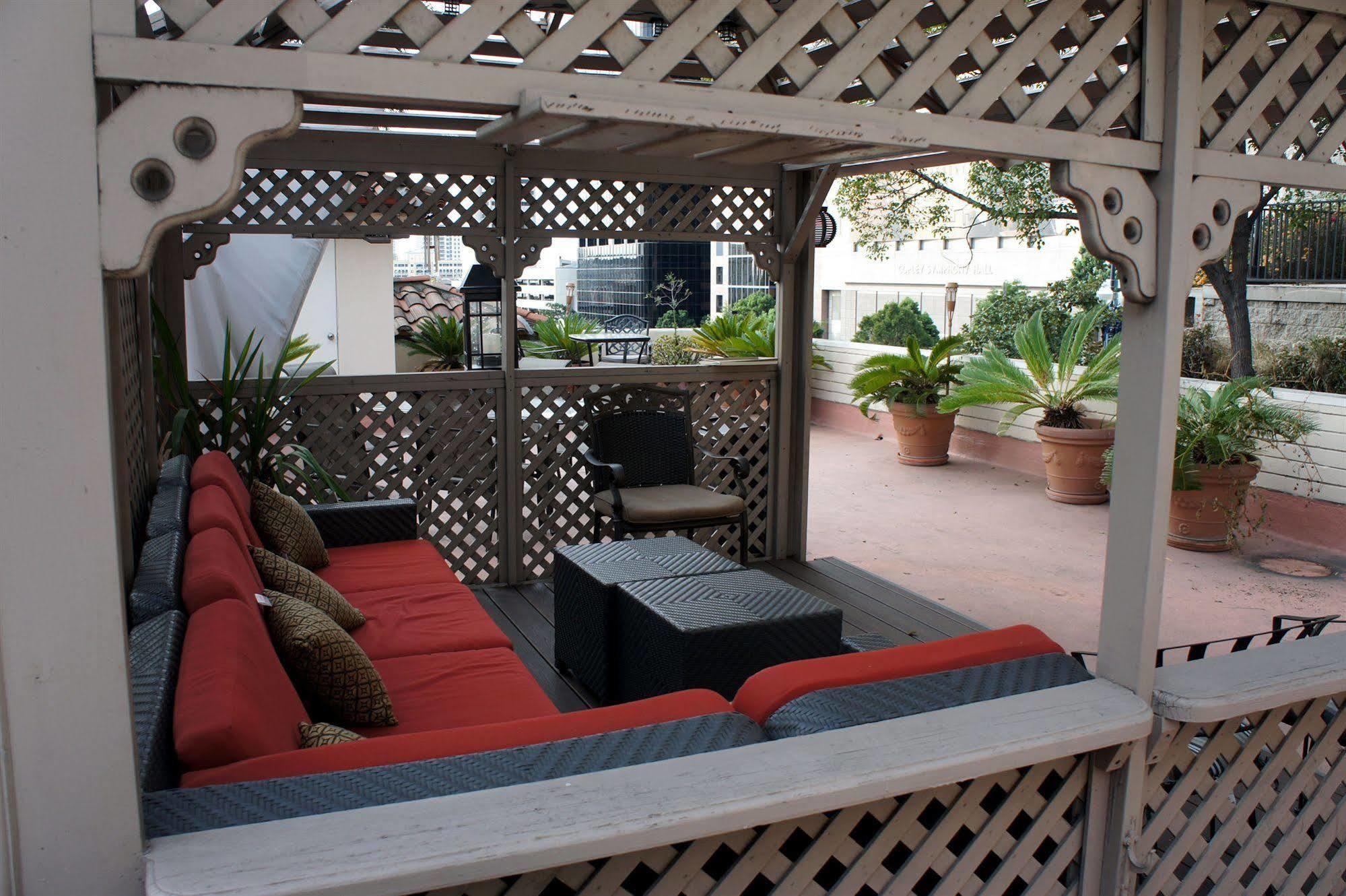Hotel Western Cabrillo Garden