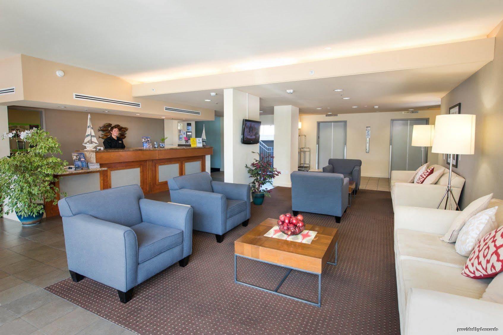 Western Yacht Harbor Hotel 3*