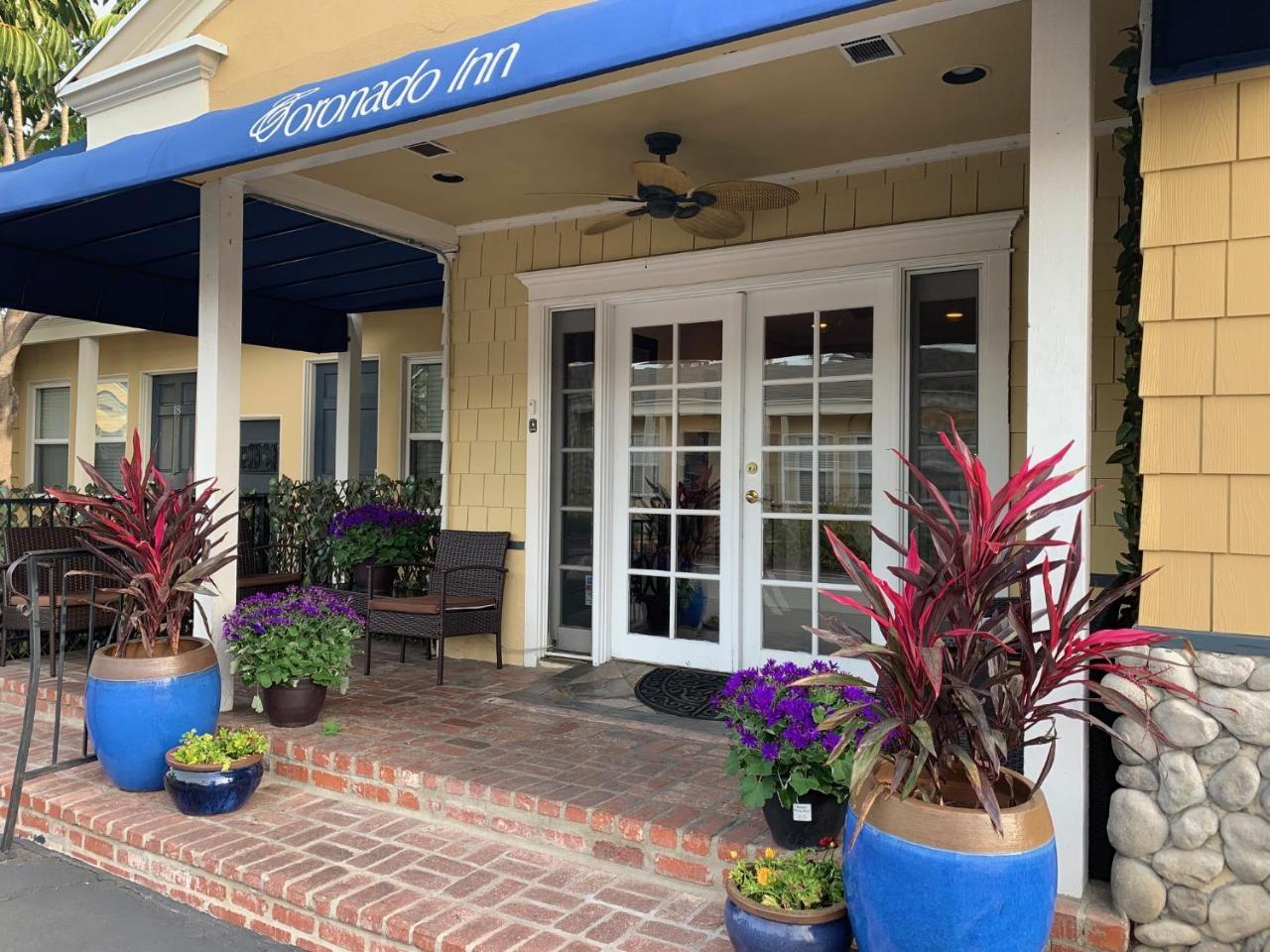 Coronado Inn Hotel 3*