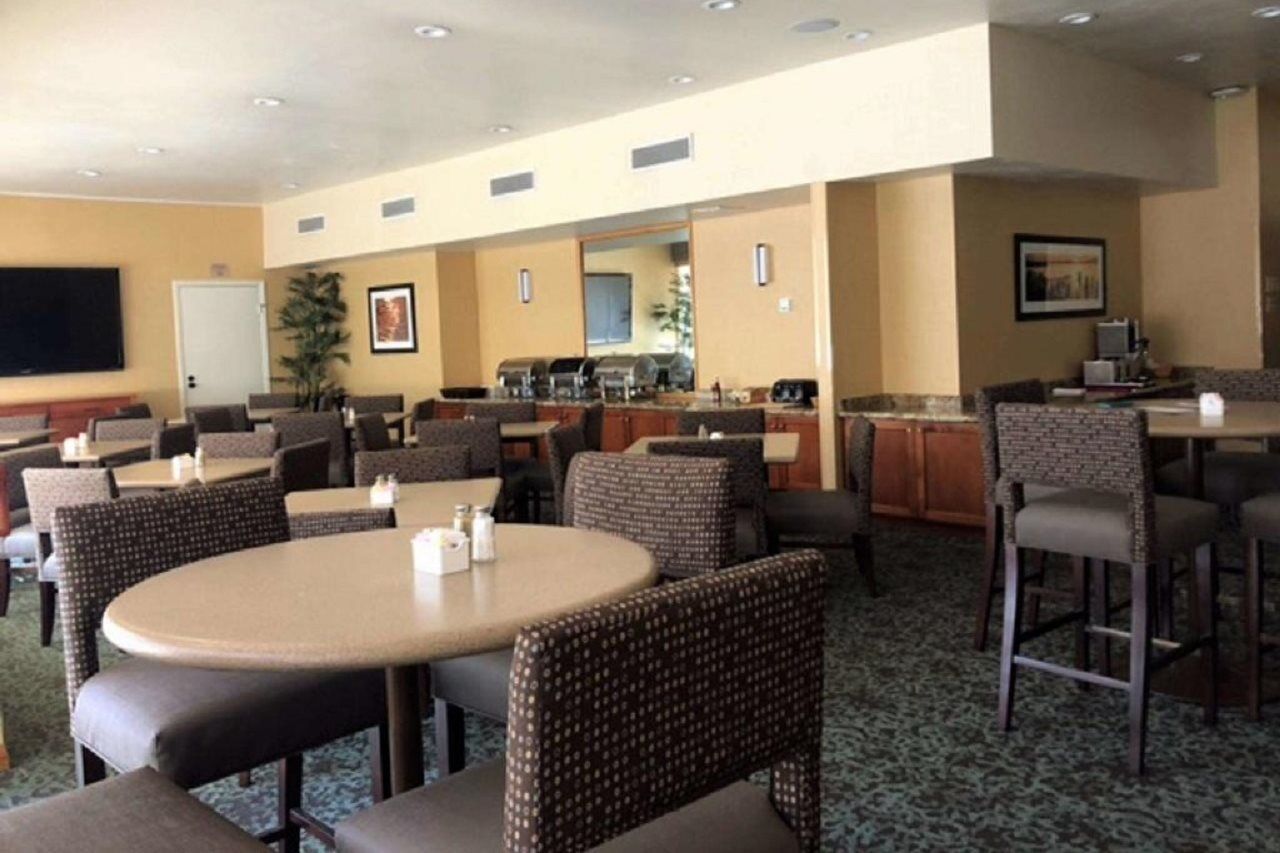 Western Seven Seas Hotel