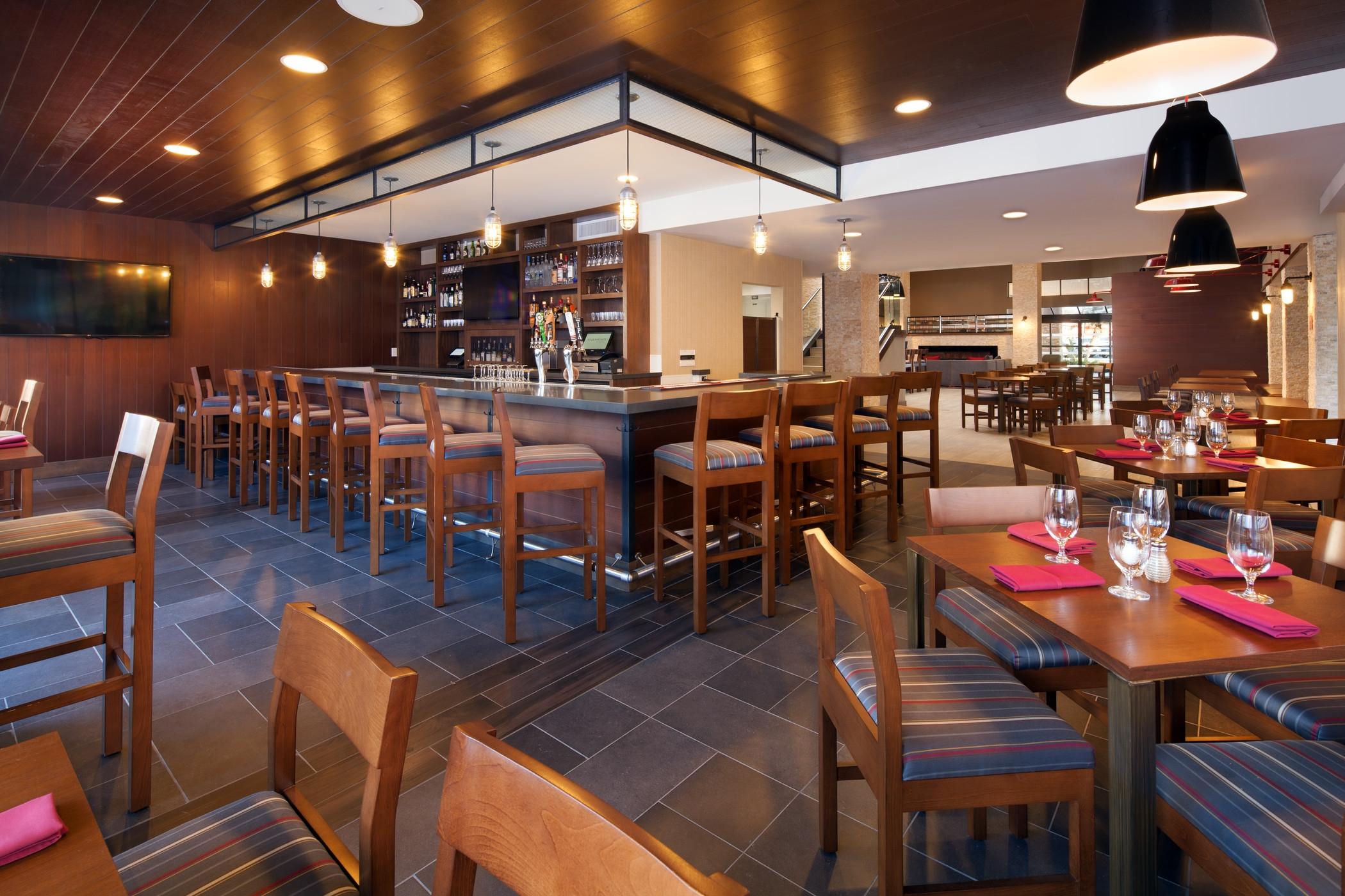 Four Points By Sheraton - Sea World Hotel San Diego